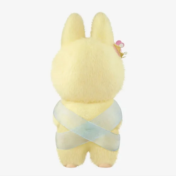 POP MART THE MONSTERS LET'S CHECKMATE QUEEN HANGING CARD VINYL PLUSH - Picture 11 of 12